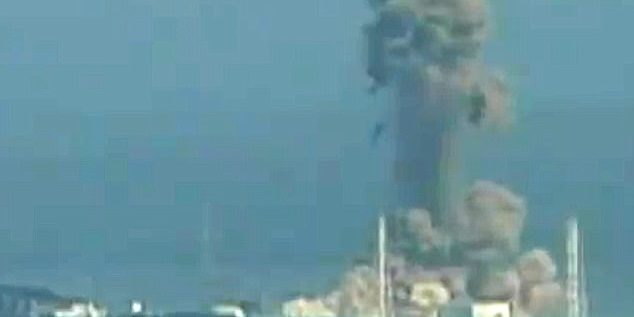 Nuclear explode Nuclear explode